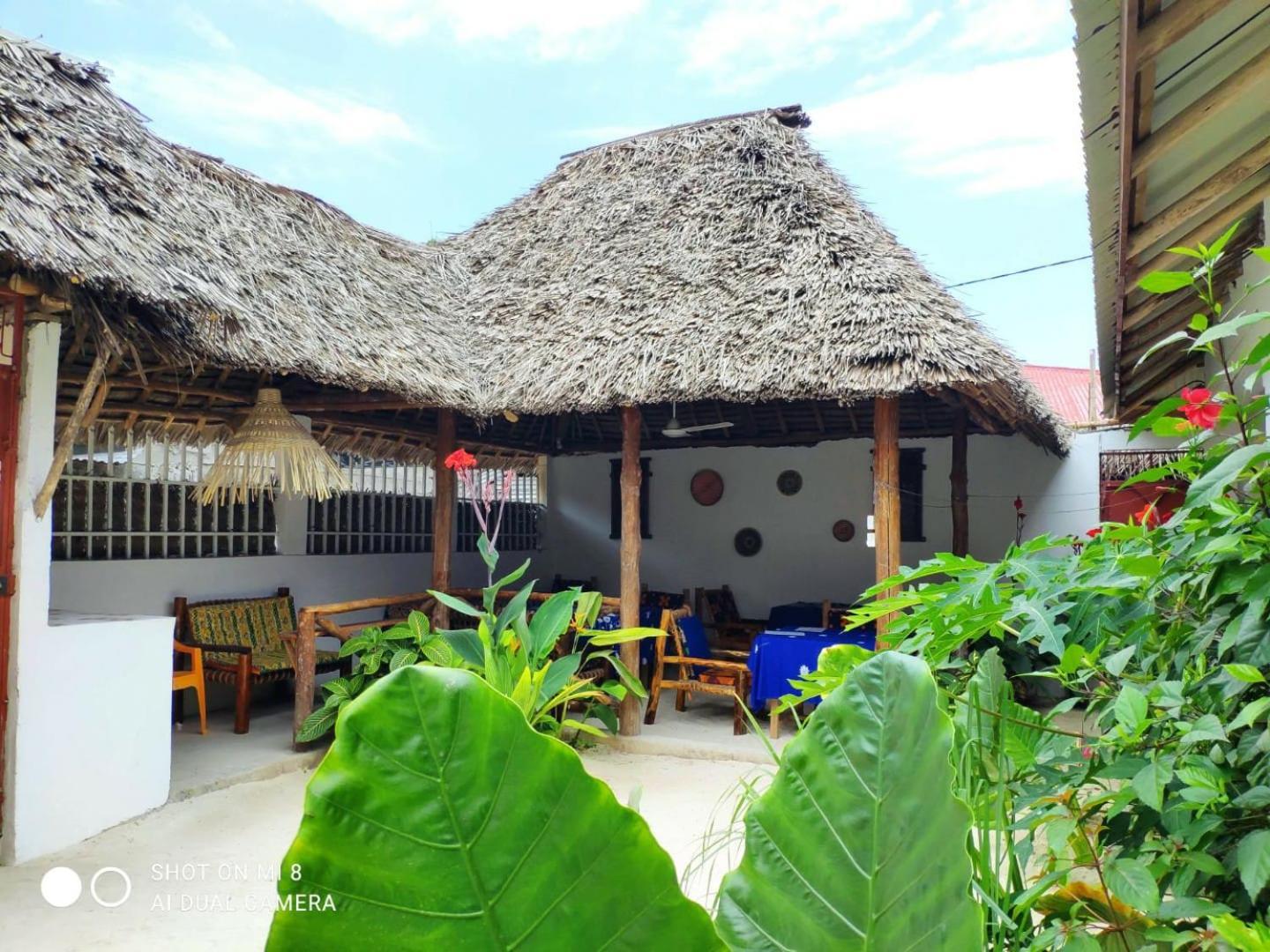Aurora Beach Hotel Nungwi Eksteriør billede