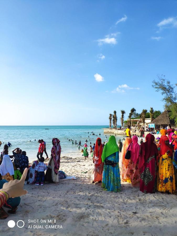 Aurora Beach Hotel Nungwi Eksteriør billede
