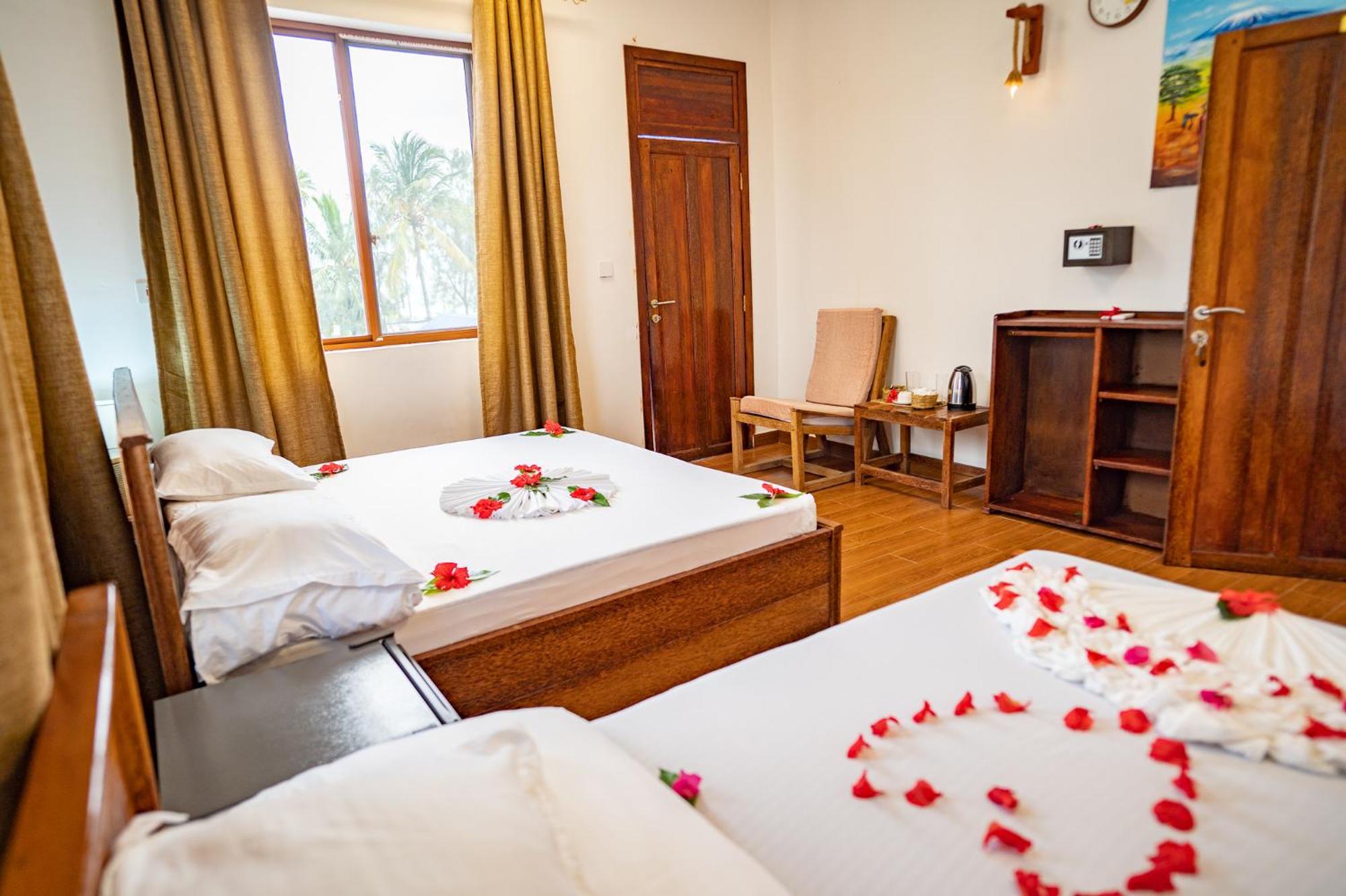 Aurora Beach Hotel Nungwi Eksteriør billede